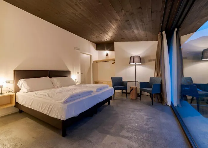 Lantgård Caffe E Vino Sondrio