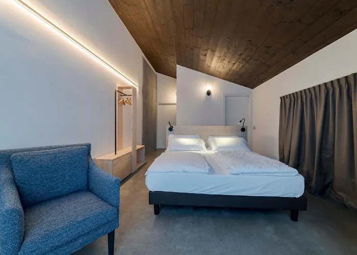 Caffe E Vino Lantgård Sondrio