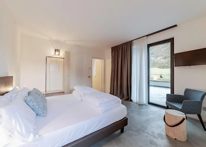 Caffe E Vino Lantgård Sondrio