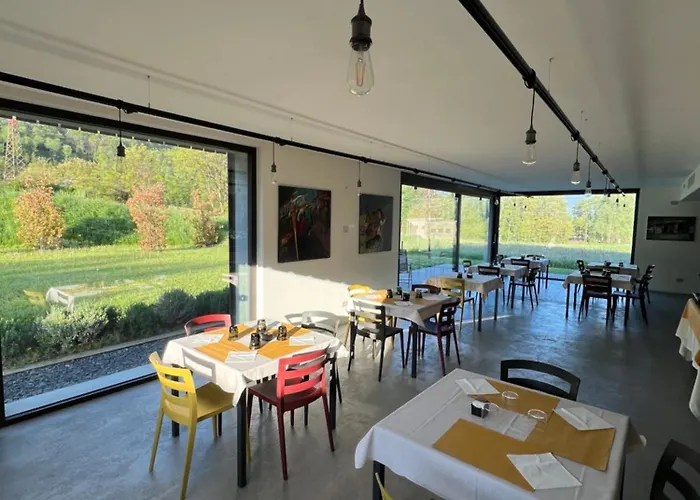 Caffe E Vino Lantgård Sondrio