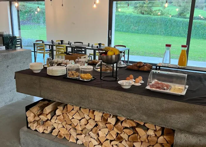 Caffe E Vino Bauernhof Sondrio